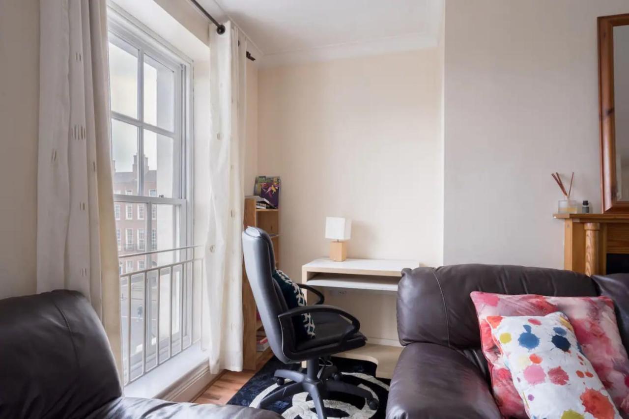 Central 2Bd Flat In Heart Of Dublin Appartement Buitenkant foto